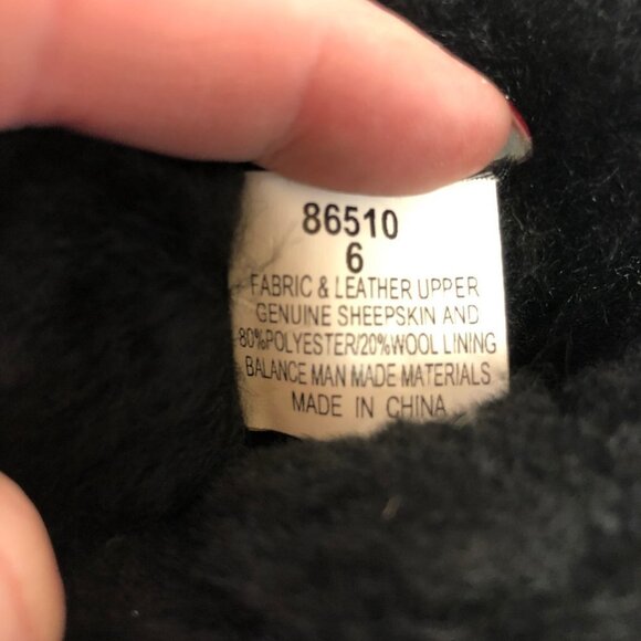 MINNETONKA Black & Grey Winter Boots Size 6 - Picture 8 of 10